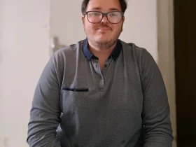Dylan, full face